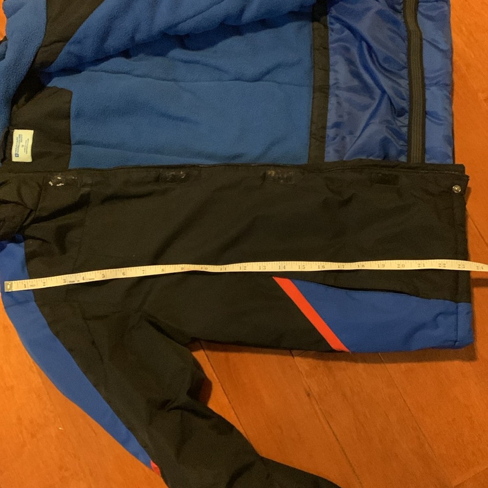 Boys winter jacket - Picture 4 of 6